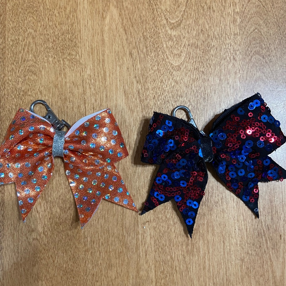 lot of 2 cheer bag clip on cheerleading bows